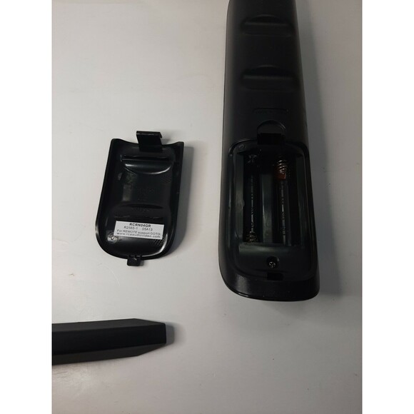 RCA RCRN04GR R2565-1 05A13 Universal 4 Device LED Backlit Remote Control - Picture 11 of 12